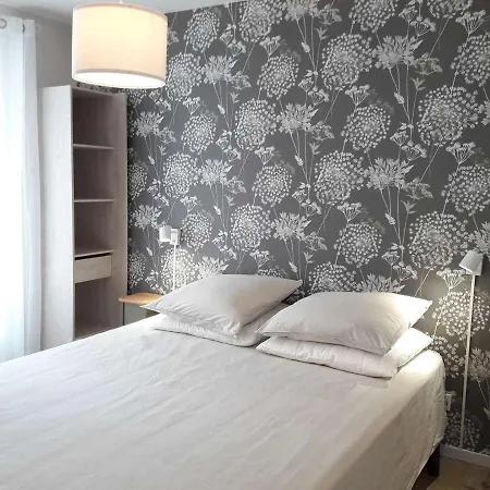 アパート Le Patio カステルノーダリ